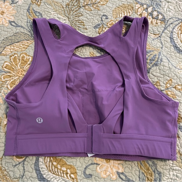 NWOT Lululemon Strong Front Athletic Bra (Sz 10) - Picture 4 of 4